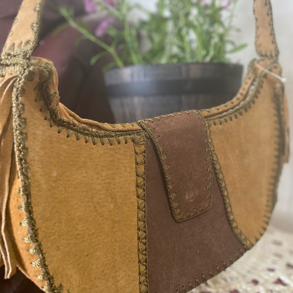 Shoulder BAG